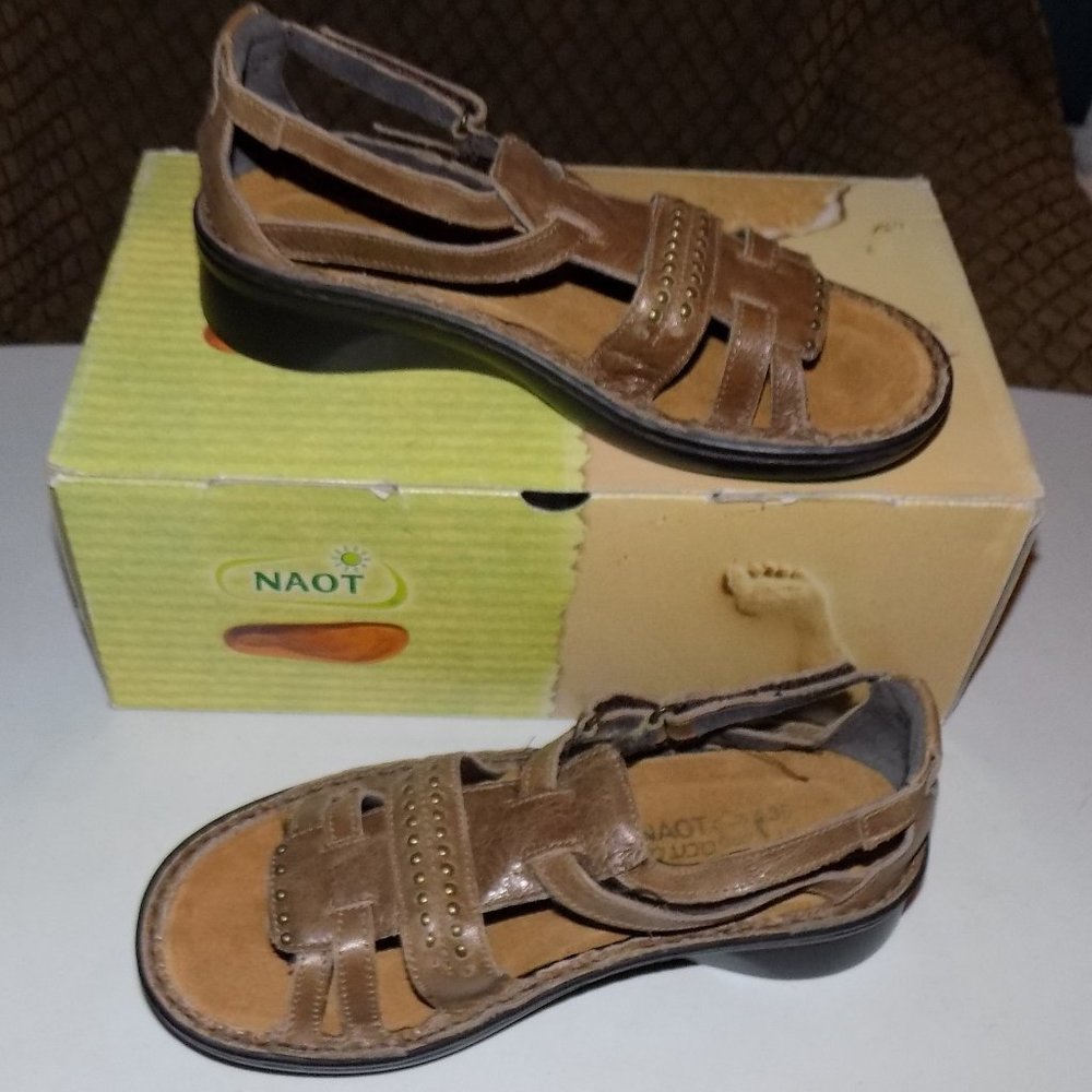 New Naot Serenada Hazelnut leather